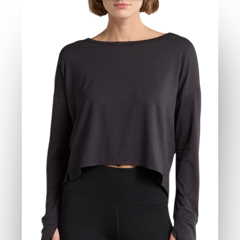 Long Sleeve Cropped Black Top in size S/M